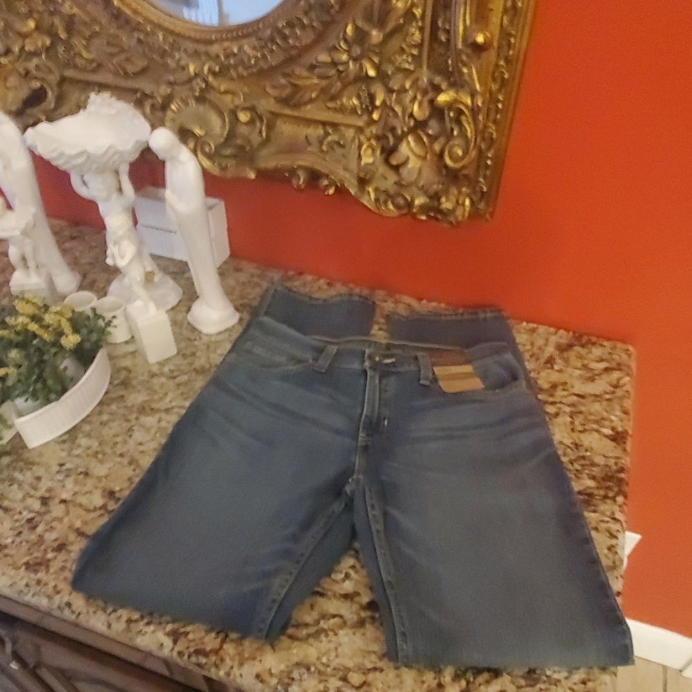 Roebuck & Co Slim Straight Jeans